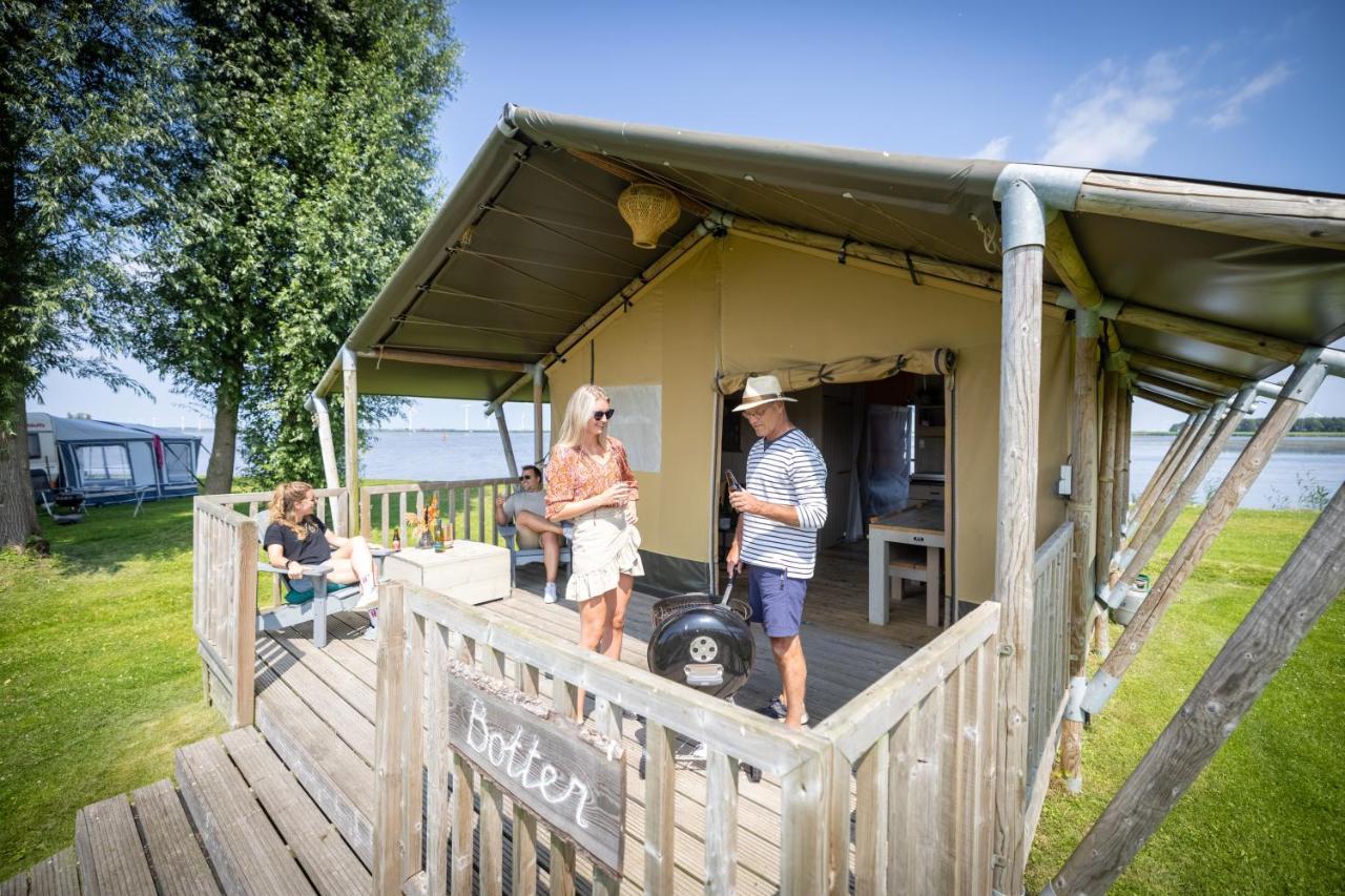 Jachthaven Nieuwboer Hotell Bunschoten Eksteriør bilde